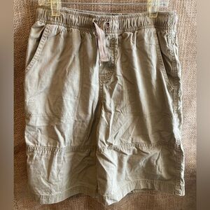 Boys CIRCO khaki shorts sz L (12/14)